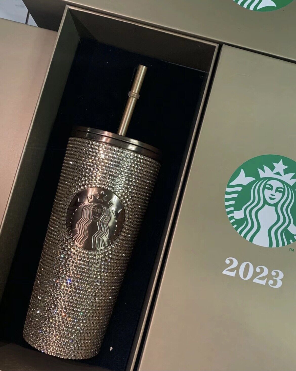 Starbucks 2023 New Taiwan Gold SS Rhinestone Cold Cup Tumbler Gift Box 16oz Gift