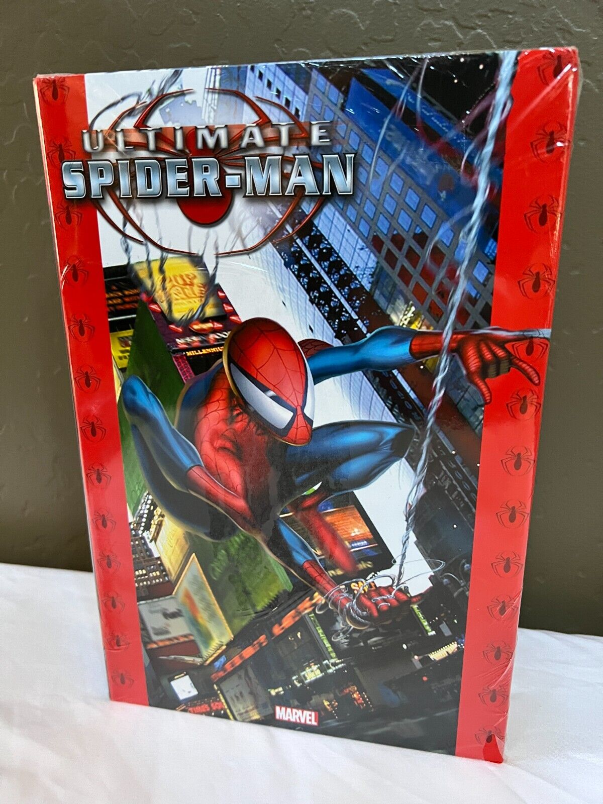Ultimate Spider-Man Omnibus Vol 1 Quesada Cover New HC Hardcover Sealed New PTG