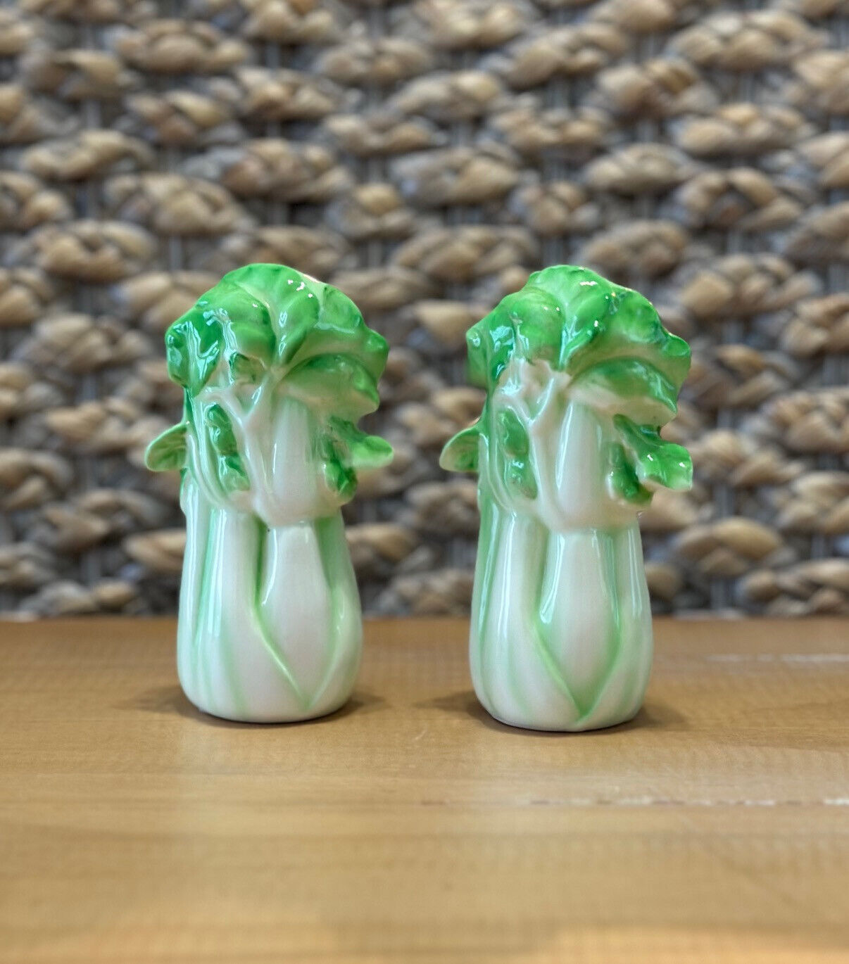 Vintage Ceramic Celery Stalk Bok Choy Romaine  Salt and Pepper Shakers 4.5”
