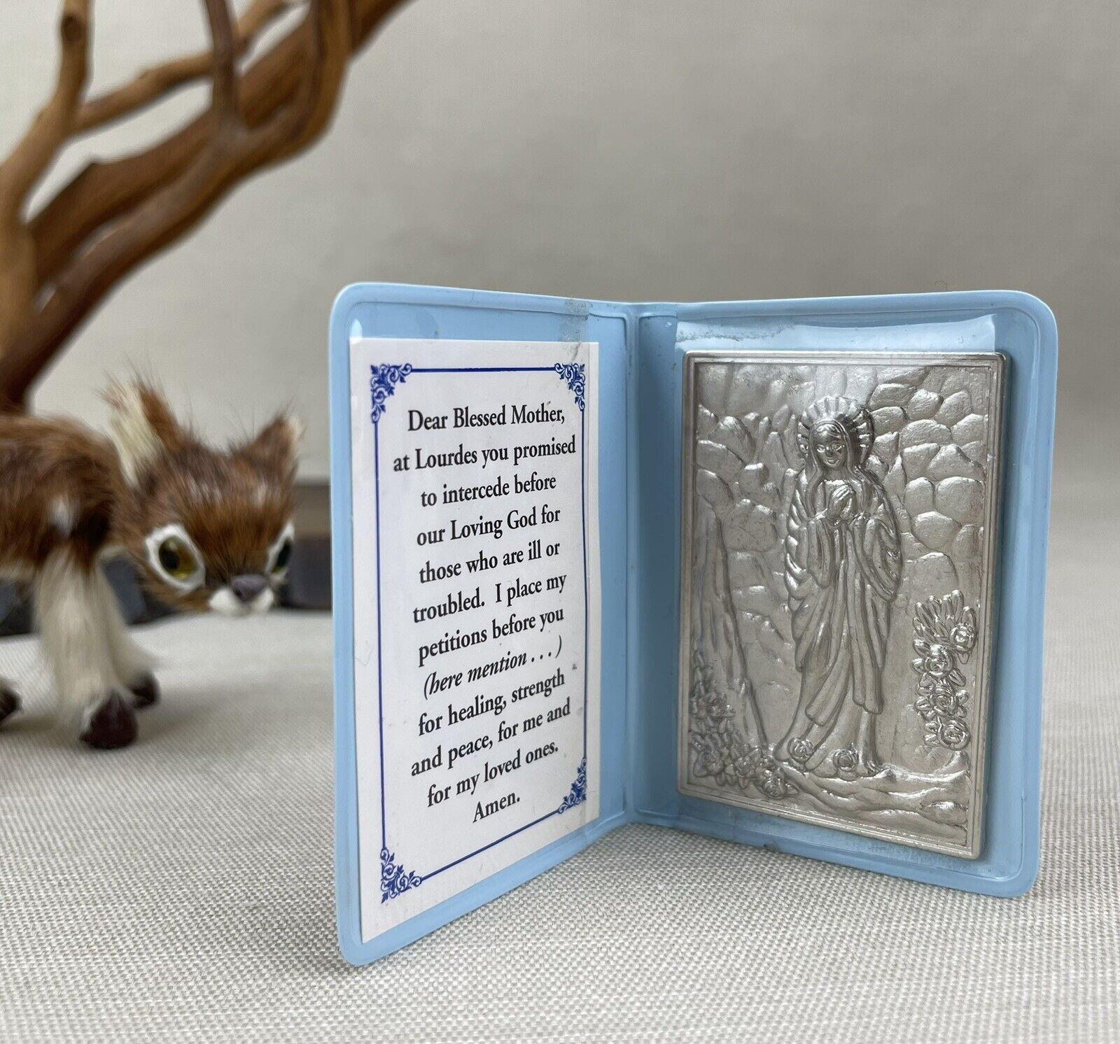 Pocket Prayer Card Silver Tone Medal Icon Blessed Mother Lourdes Oblate Missions