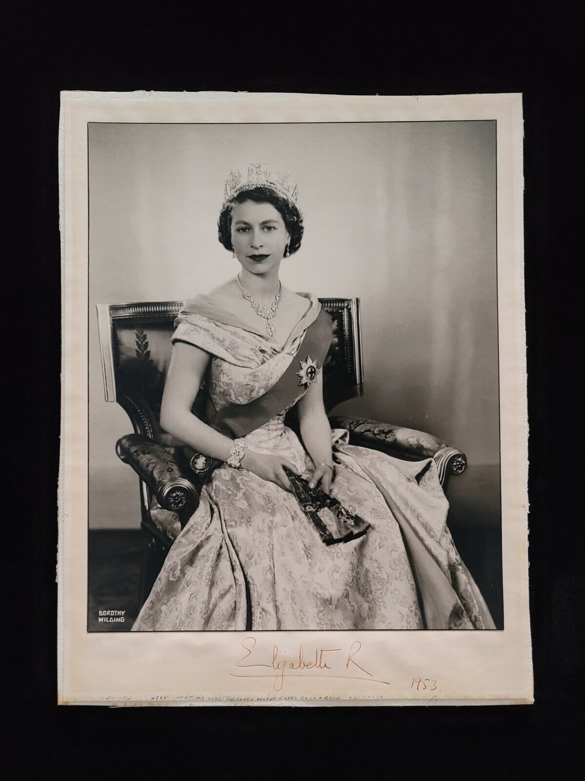 Queen Elizabeth II Signed Royal Autograph Photo Dorothy Wilding British Royalty 
