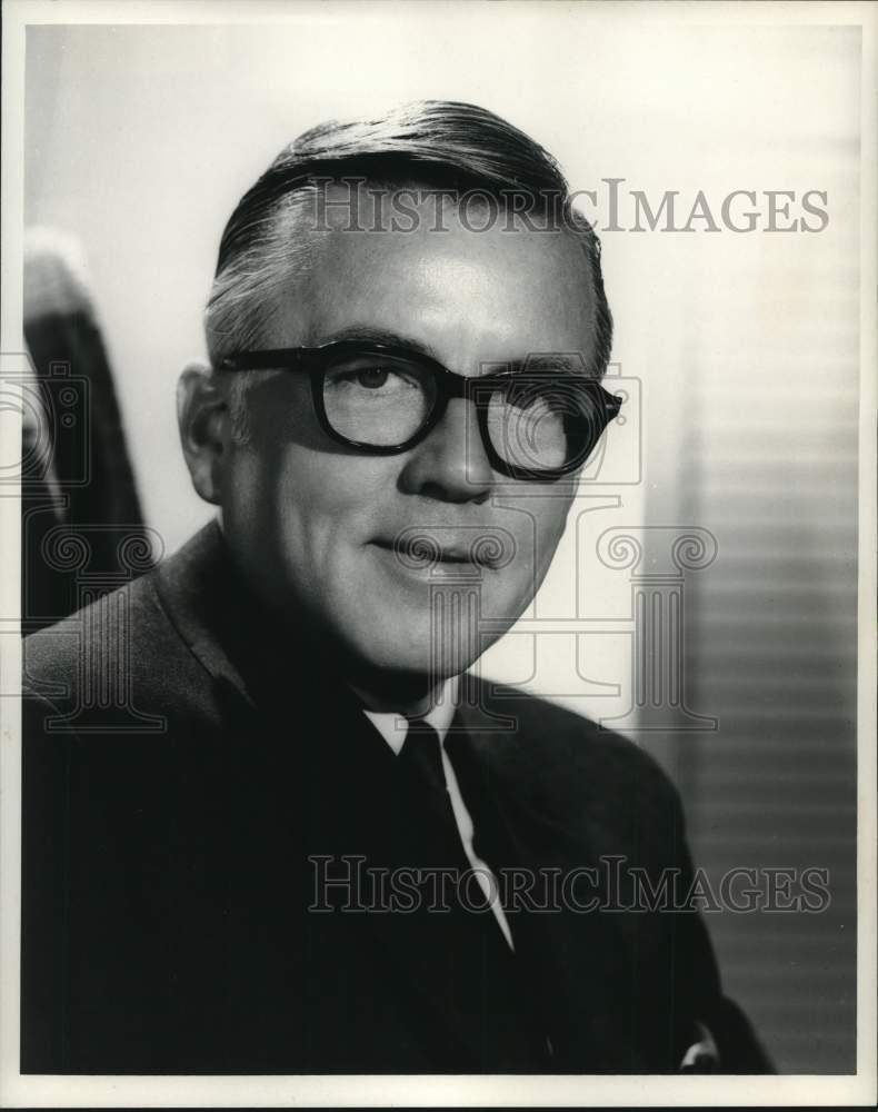 1970 Press Photo Perry Lafferty, Vice-President for CBS Television Network