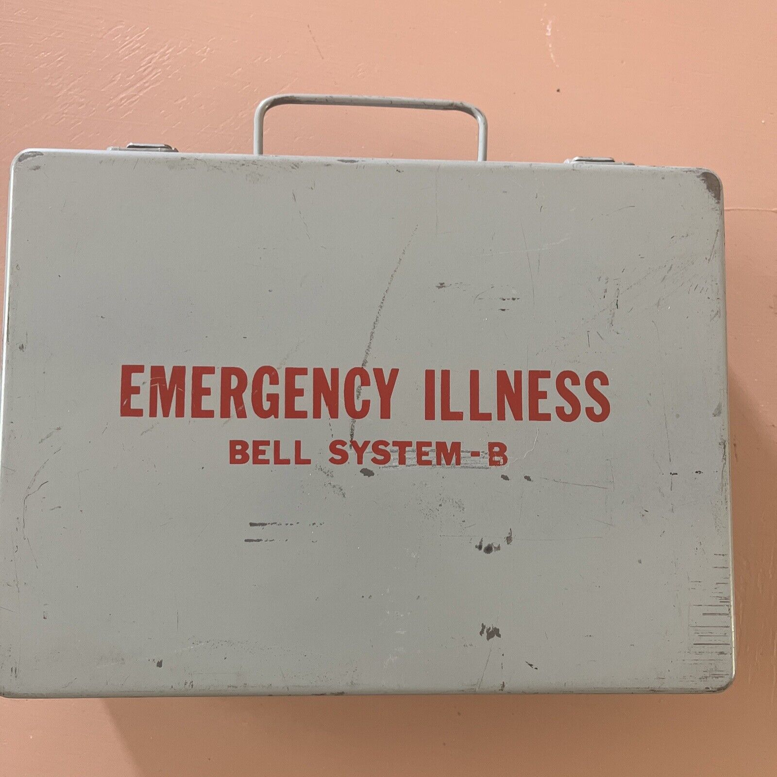 Vintage Emergency Illness Bell System B Metal First Aid Kit Box