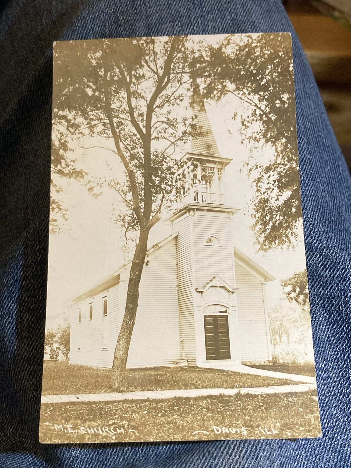 RPPC Postcard M.E. Church -  Davis IL