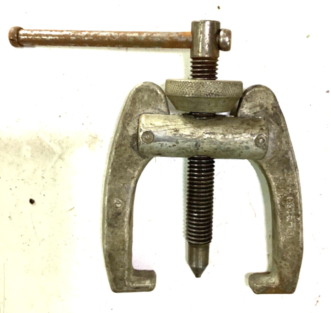 (pp) Vintage Clesco puller with adjusting wheel