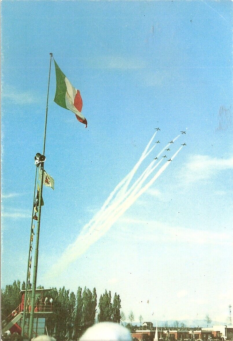 Frecce Tricolori Aerobatic Team Italian Air Force Vintage Postcard 1970s