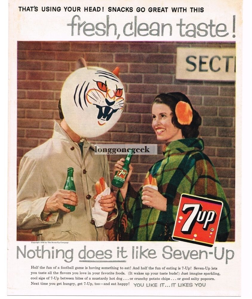 1959 7UP Soda Guy Girl Eating Hot Dogs Tiger Balloon Vintage Print Ad