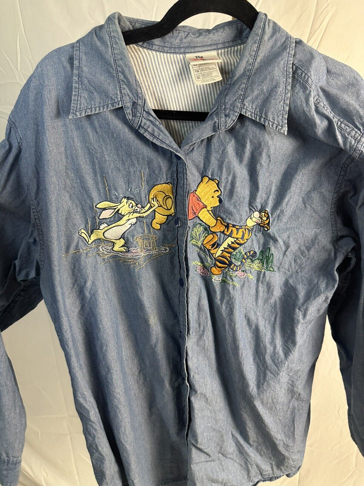 EUC Vintage 90’s Winnie The Pooh Denim Shirt XL The Disney Store Tigger Rabbit