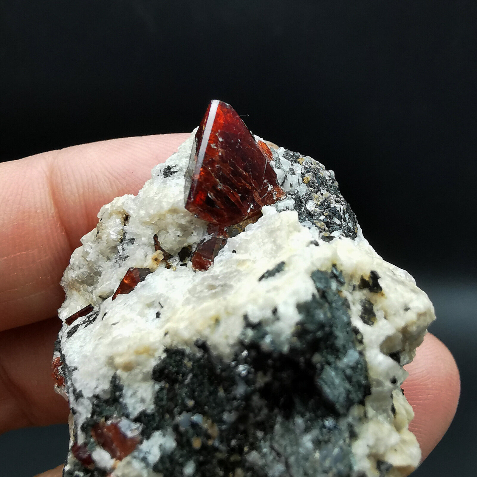 41g  Natural Ruby Mica Crystal Mineral Specimen/Brazil