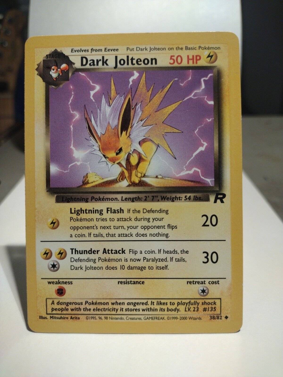 Pokemon 2000 Dark Jolteon Team Rocket Set Card 38/82