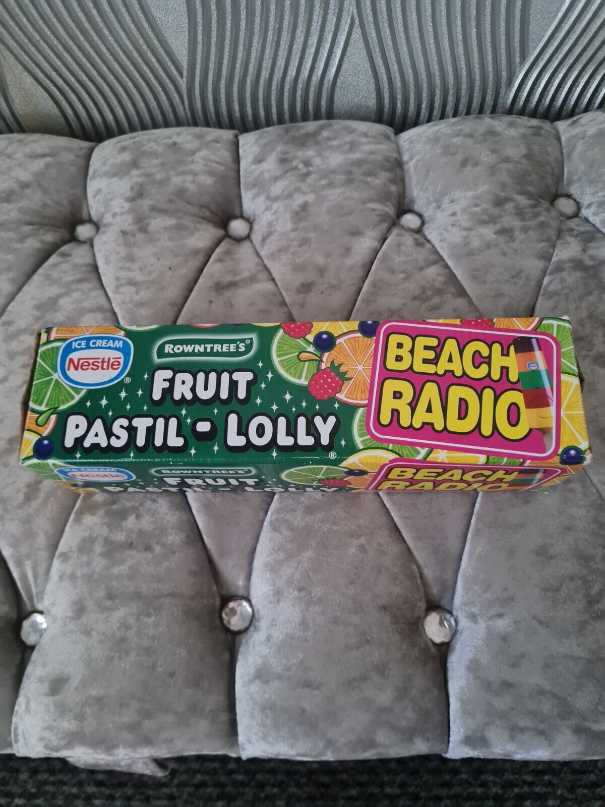 Brand New Boxed Vintage Nestle Fruit Pastil Lolly Radio Boxed All Sealed