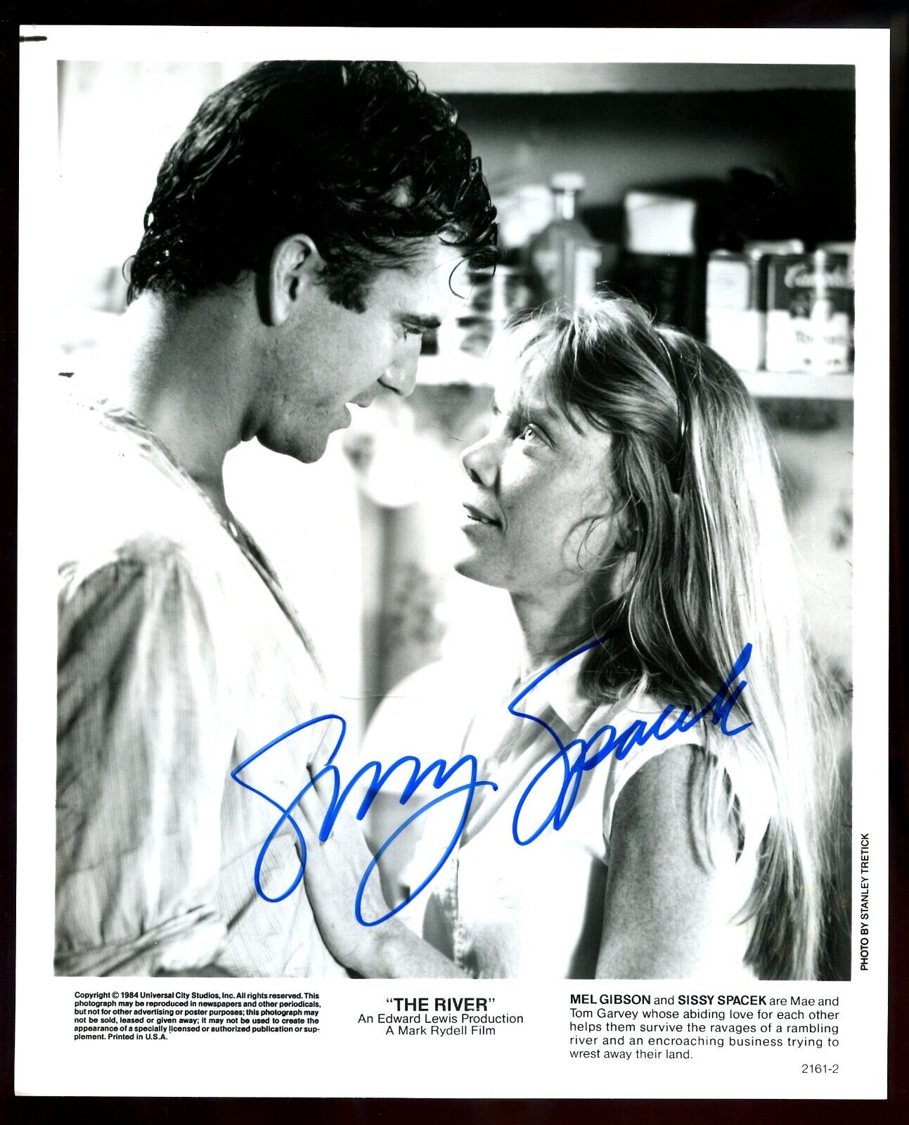 Hand Signed SISSY SPACEK Photo from THE RIVER
