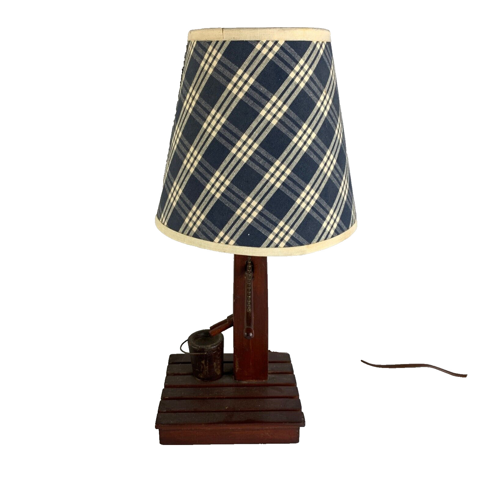 Vintage Wooden Wishing Well Table Lamp with Shade