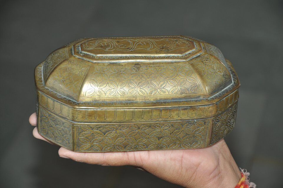 Old Brass Solid Heavy Handcrafted Unique Shape Engraved Jewellery Box