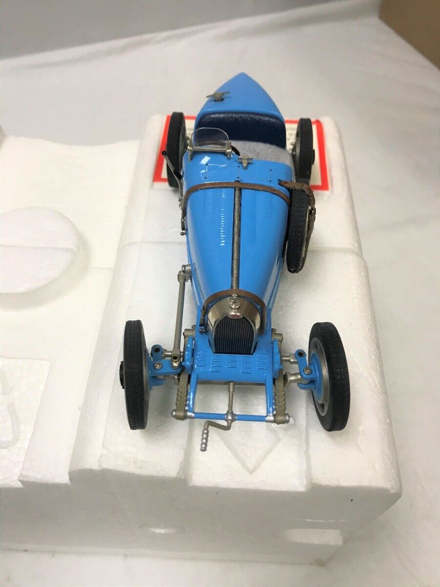 Franklin Mint 1924 Bugatti Type 35 Race Car 1:24 Scale Turquoise RARE