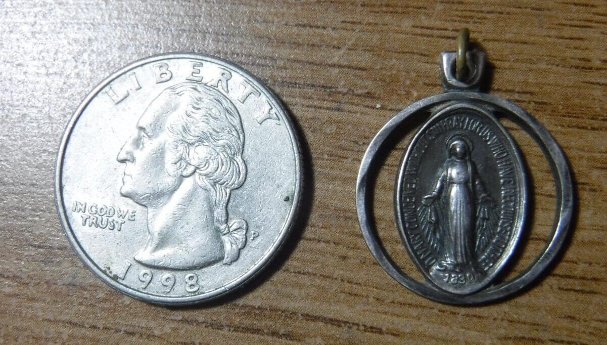 Vintage Round Sterling Silver Catholic Miraculous Medal #178