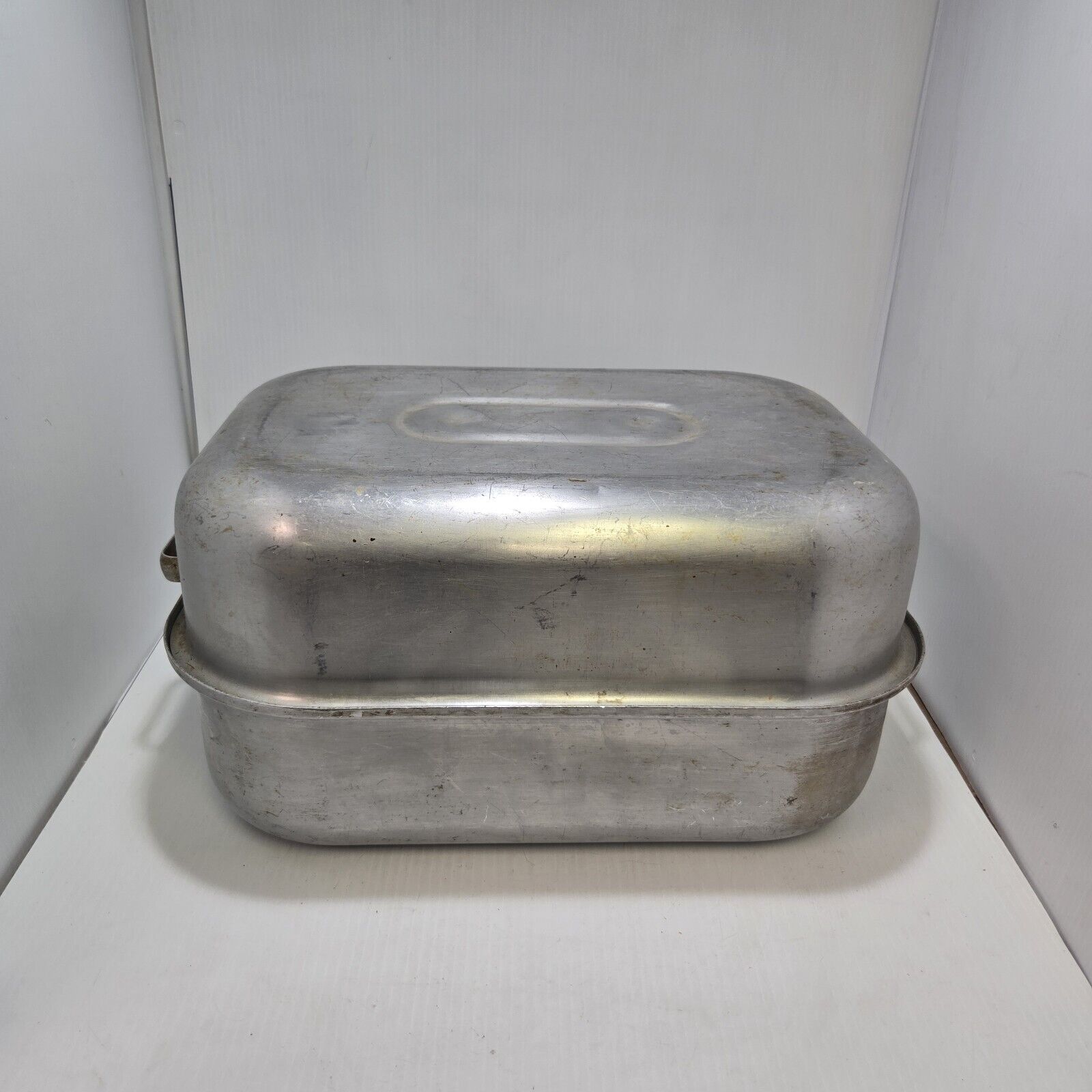 Vintage Aluminum Royal Chef Lidded Roaster # 125 Poulsen Nardon Los Angeles CA