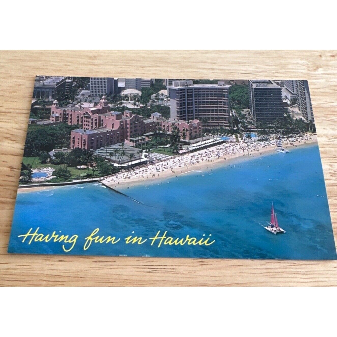 Vintage Hawaii Postcard - Royal Hawaiian Hotel Along Waikiki Beach Sku 0325