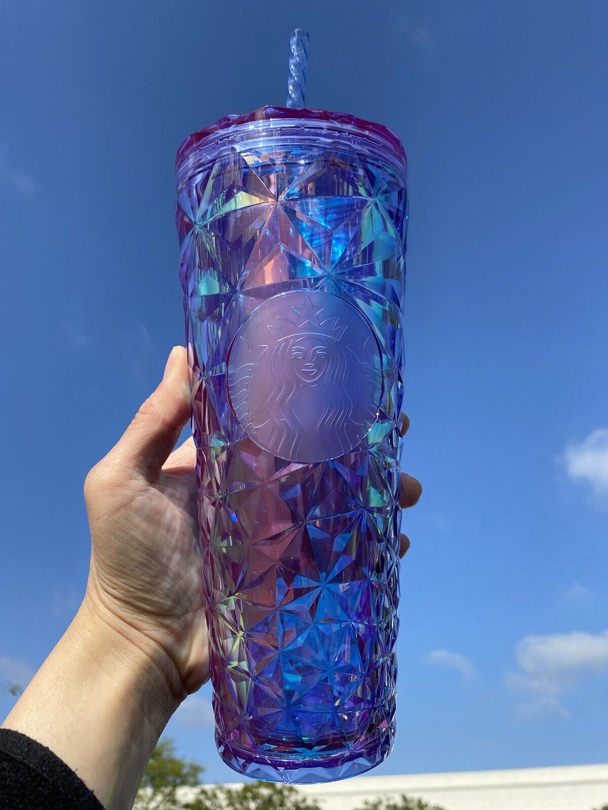 Starbucks Spring 2024 Iridescent Periwinkle Prism Crystal Venti Tumbler Cold Cup