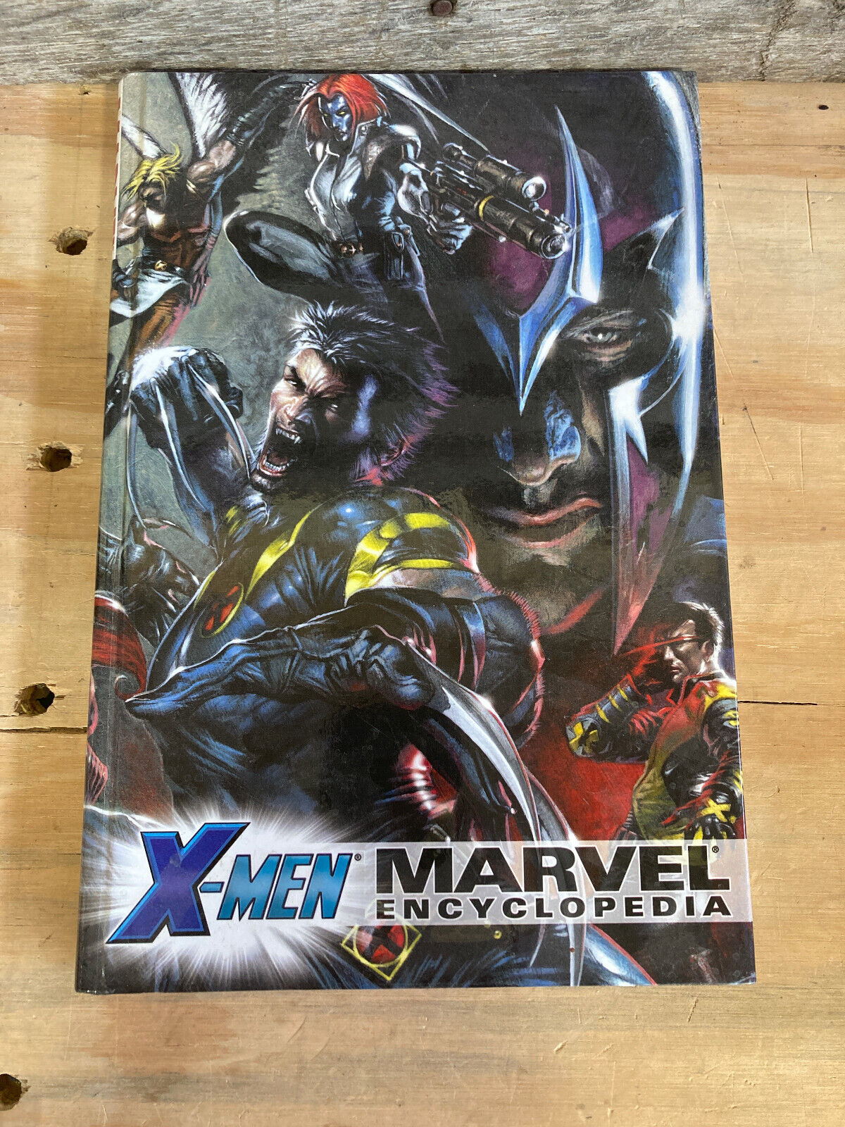 The X-Men: Marvel Encyclopedia Volume 2 - Alternate Hardcover - Full Color -Rare