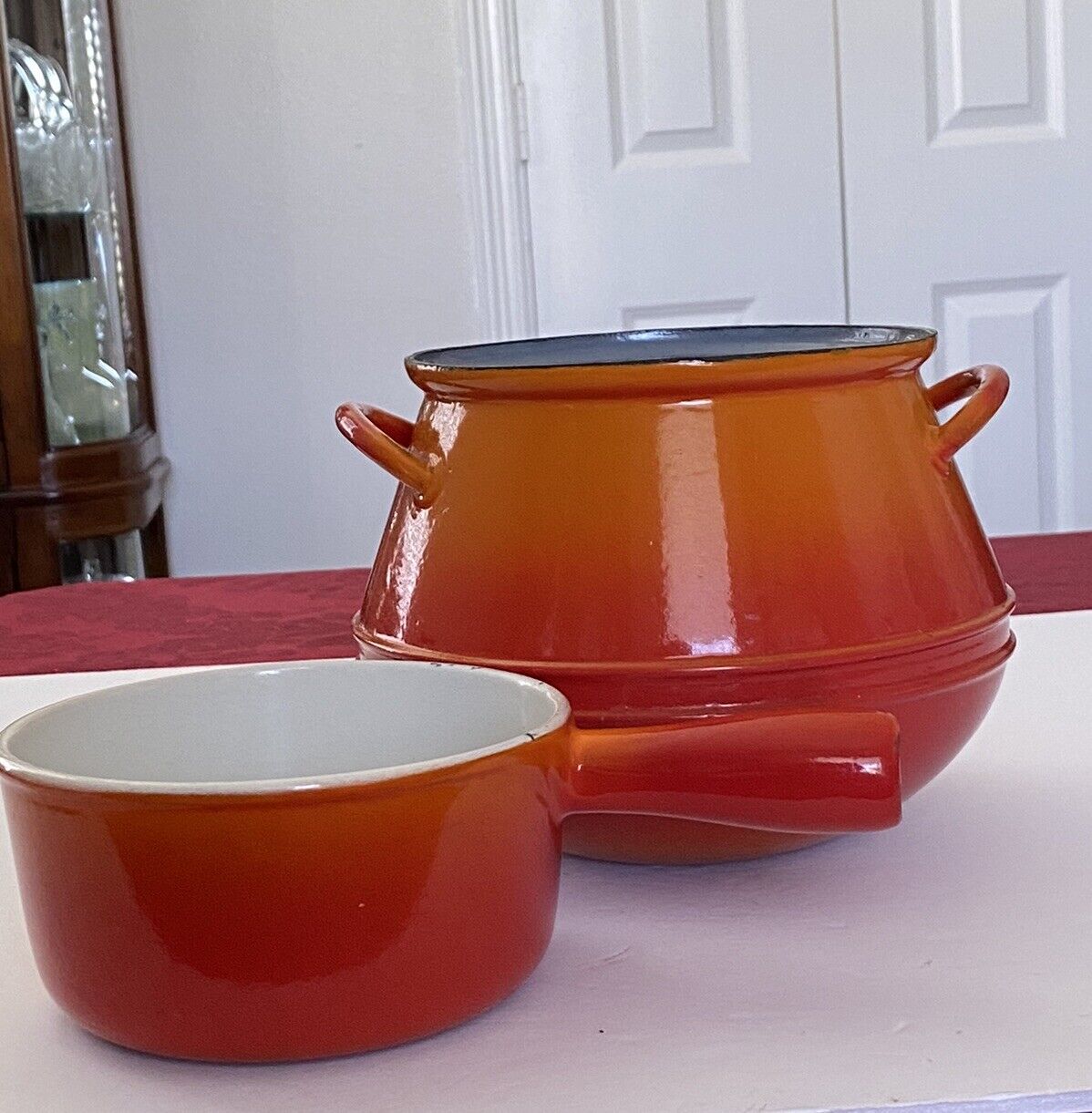 Vintage Descoware Belgium Orange Red Bean Pot Cast Iron Enamel 3qt AND 7A-14 Pot