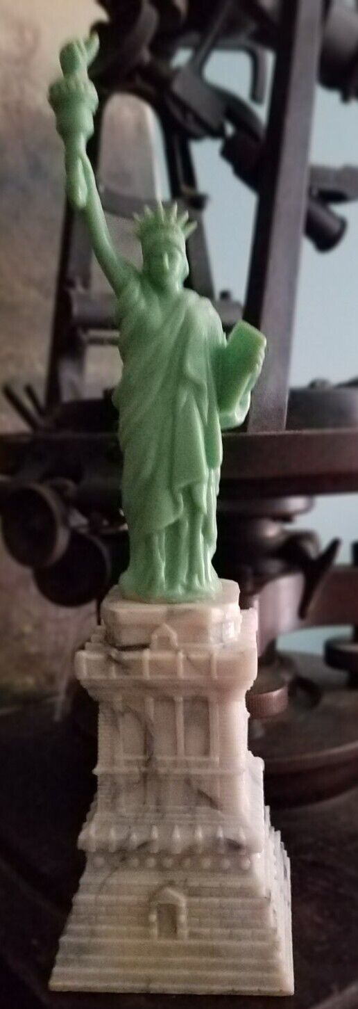 Vintage Statue of Liberty New York City Collectible Decor 9\