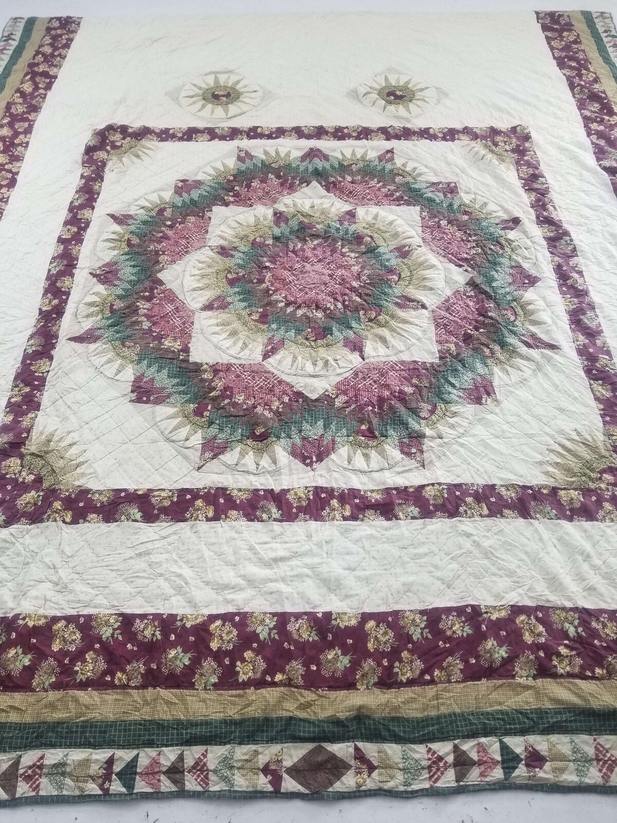 Vintage Feed Sack Hand Stitched Radiating Star Pattern Quilt 109x95 inch