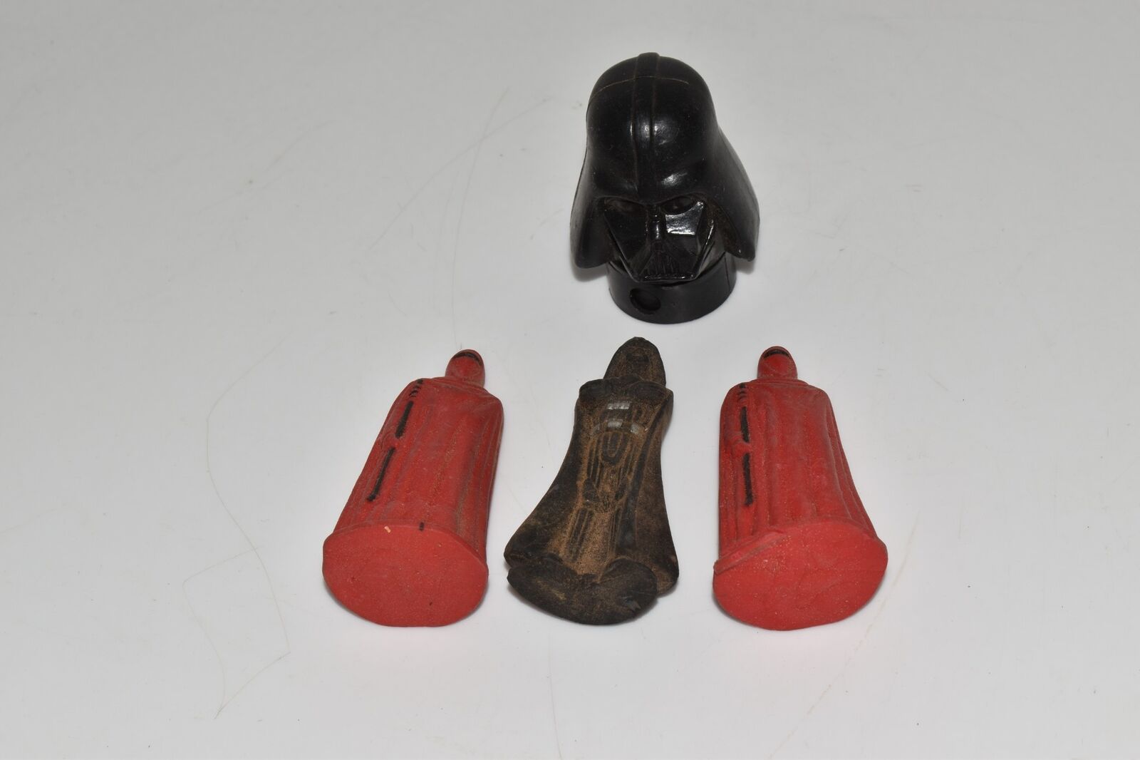 Star Wars Vintage Darth Vader Candy Dispenser & Erasers Lot (LWL33)