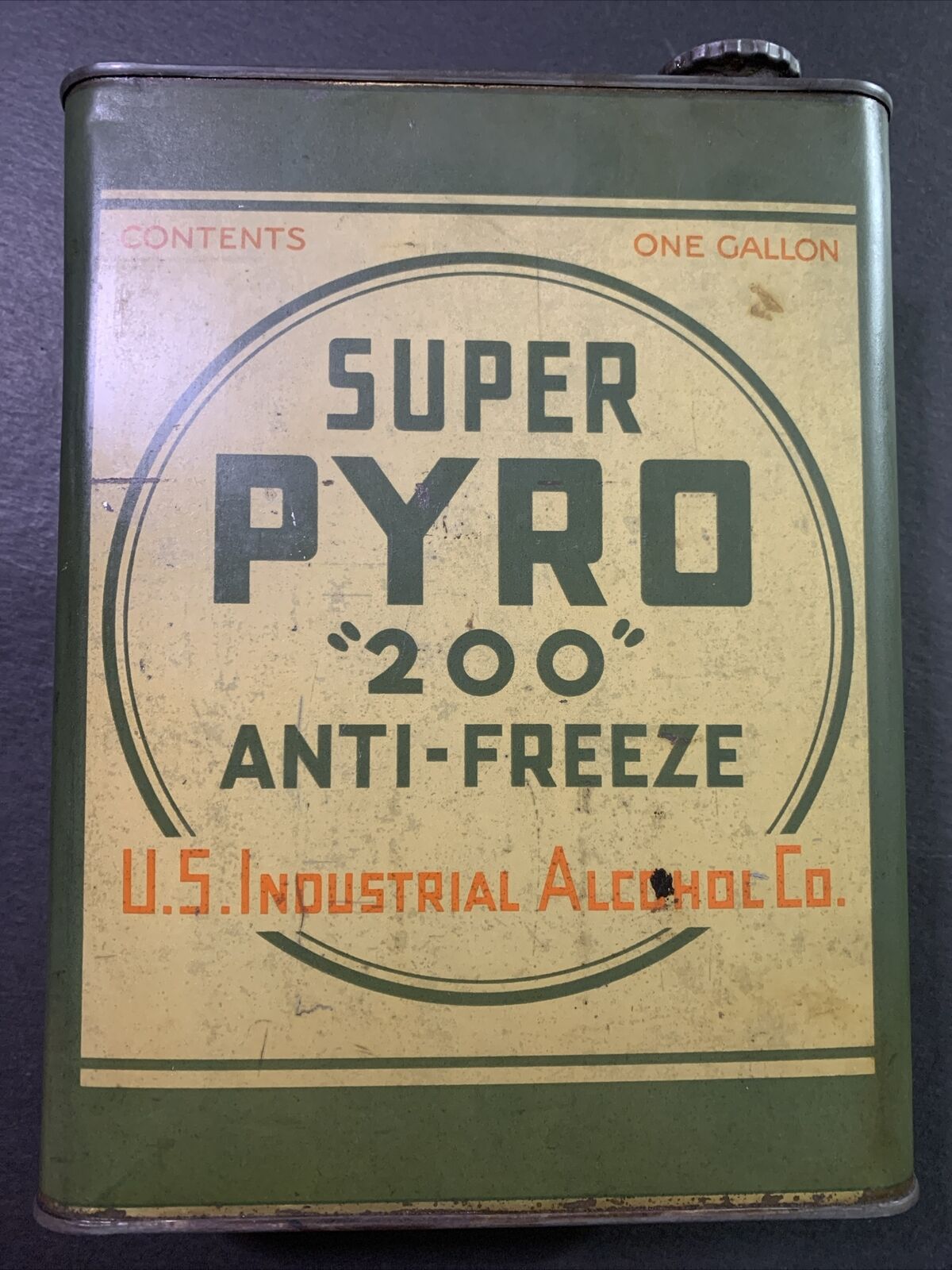Vintage RARE Super Pyro 200 Anti-Freeze One Gallon Oil Gas Service Station Can
