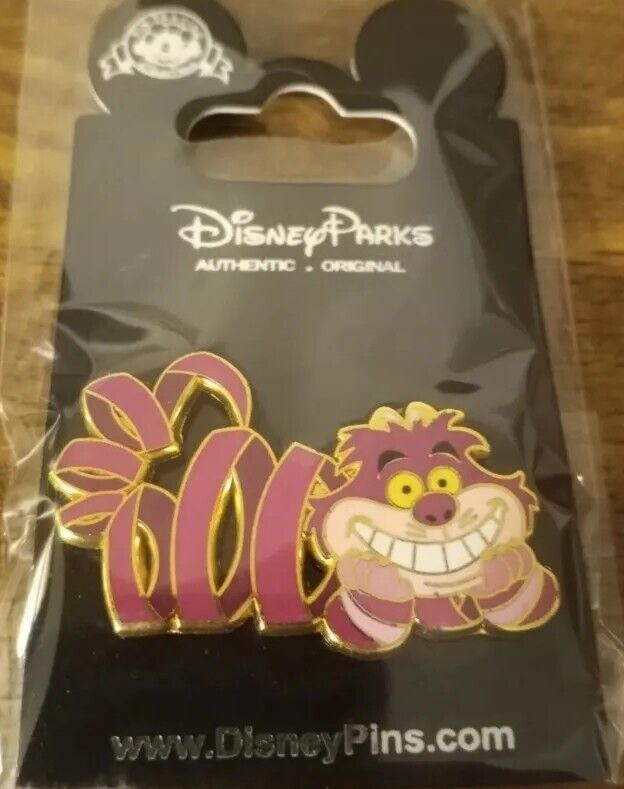 Disney Pin Cheshire Cat Alice in Wonderland with card Beautiful pin