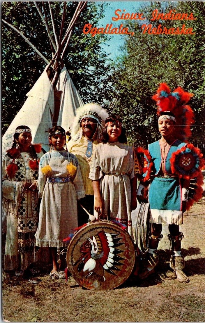 Ogallala NE Nebraska Sioux Chief Henry Whitecalf 1985 Family Vintage Postcard