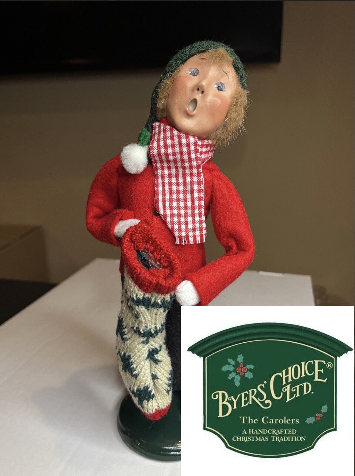 2007 Byers Choice Traditional Boy / Child — W/ Fillable Stocking Carolers 