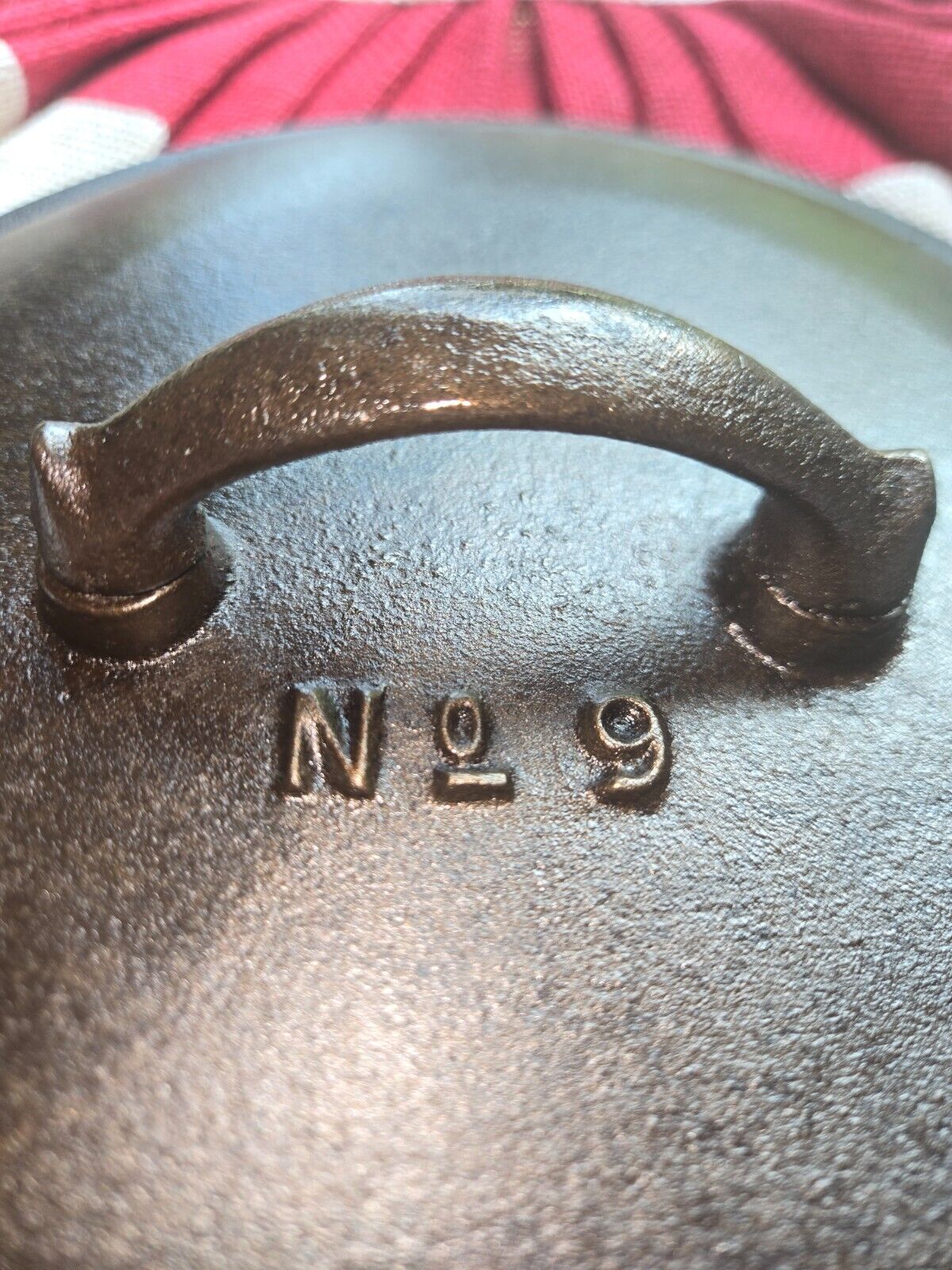 HTF ANTIQUE Martin Stove & Range #9 skillet lid with spout covers fancy handle