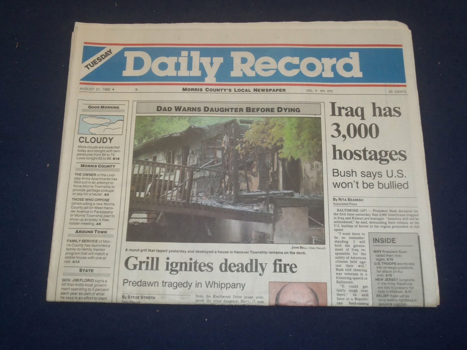 1990 AUG 21 MORRIS COUNTY DAILY RECORD - LOT OF 2 - IRAQ HOSTAGES - NP 3200M