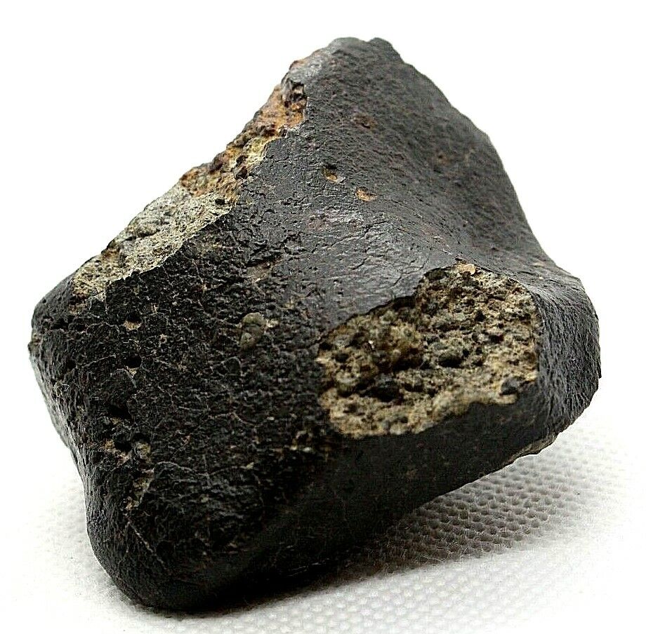 Meteorite incredible show piece, unclassified meteorite 152 gram, outer space 