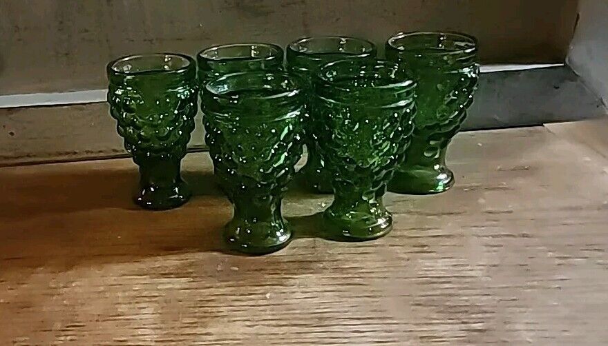 Vintage Empoli Emerald Green Grape Hobnail Genie Shot Liquor Glasses 6 Set