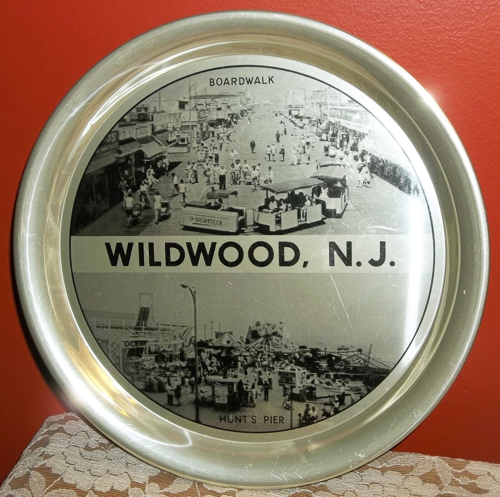 Vintage Metal Wildwood New Jersey Boardwalk Hunt\'s Pier Serving Souvenir Tray