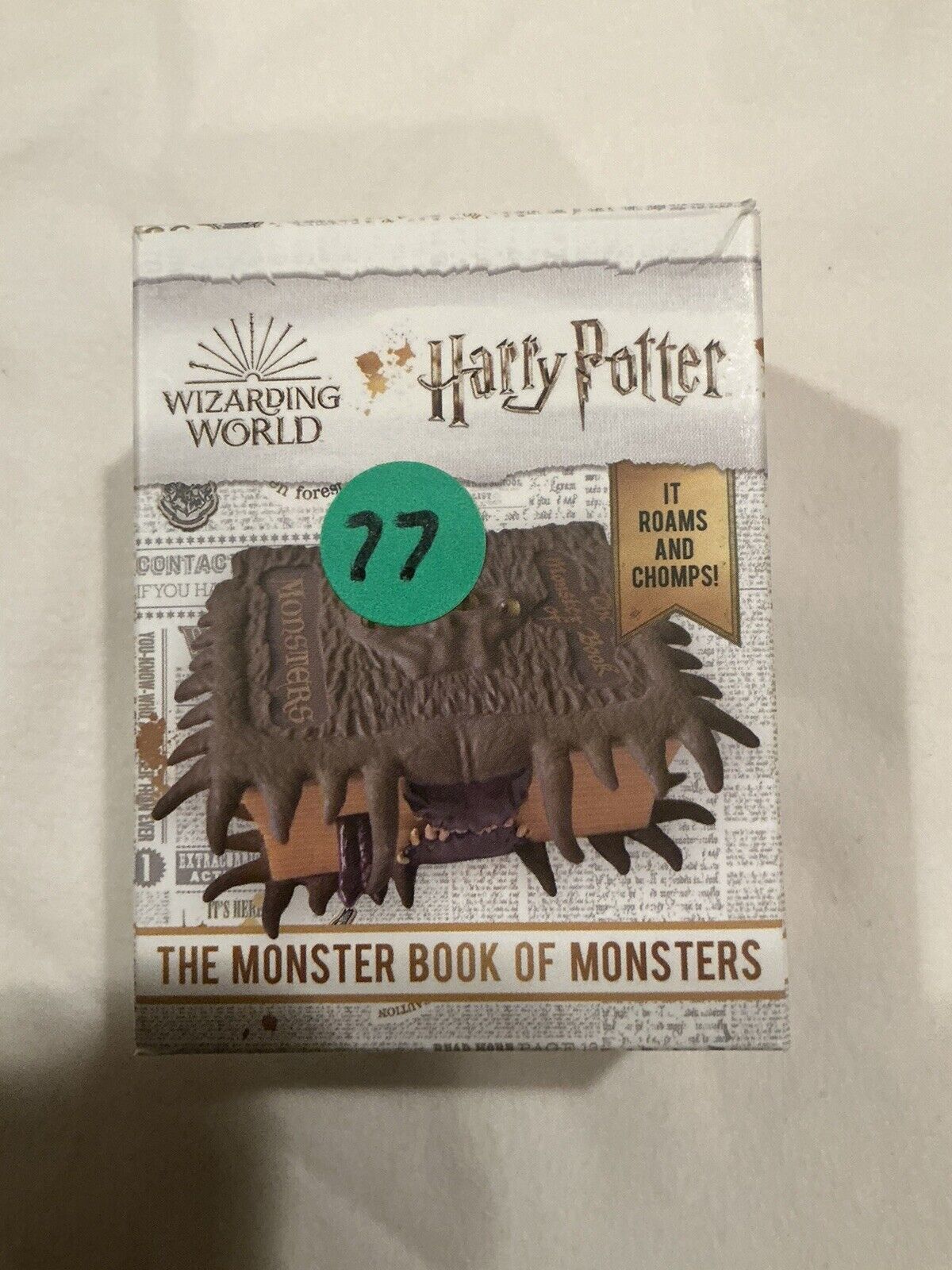 Harry Potter : The Monster Book Of Monsters : It Roams & Chomps