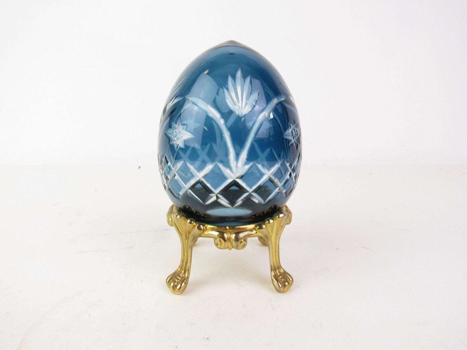 Vintage Crystal Egg Light Blue With Stand Easter Decor