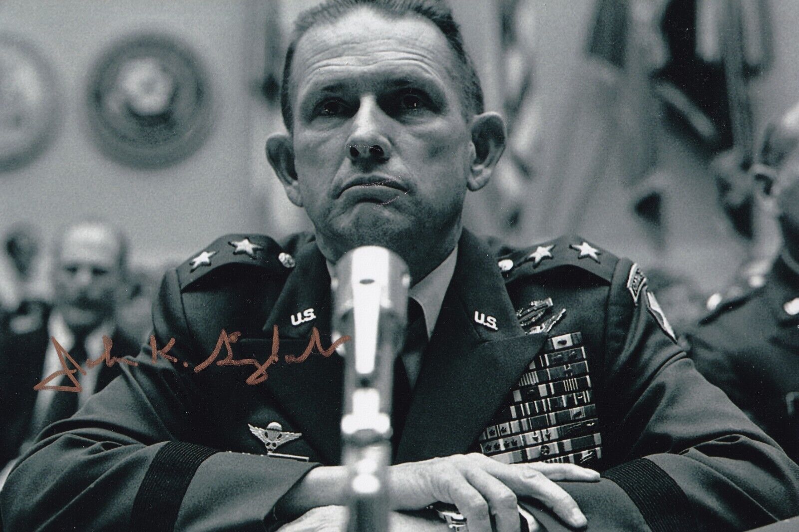John Singlaub Signed Autographed 4x6 Photo WWII OSS CIA Founding Member Jedburgh