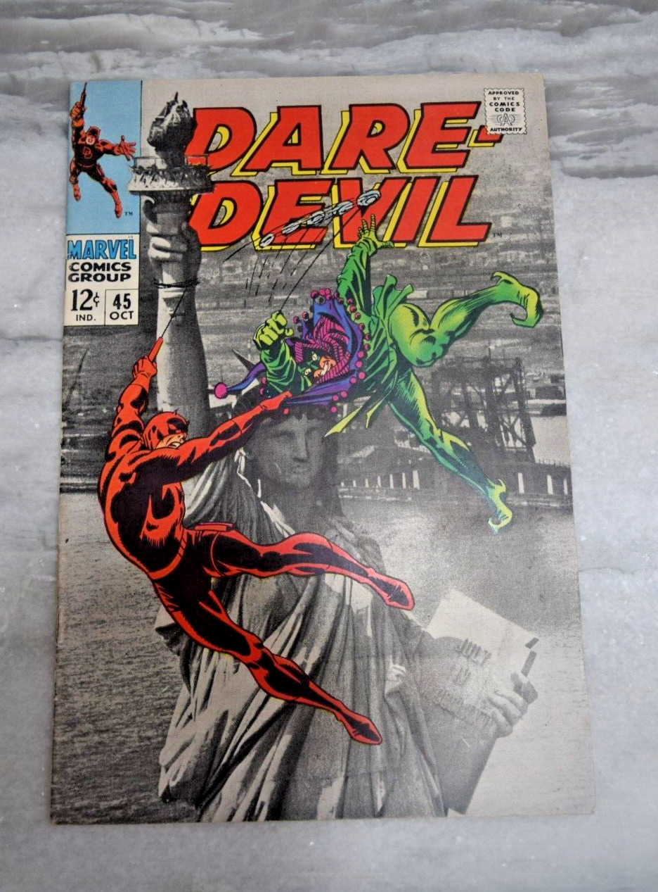 Daredevil #45 1968 VF Silver Age Marvel Comics Classic NYC Photo Cover