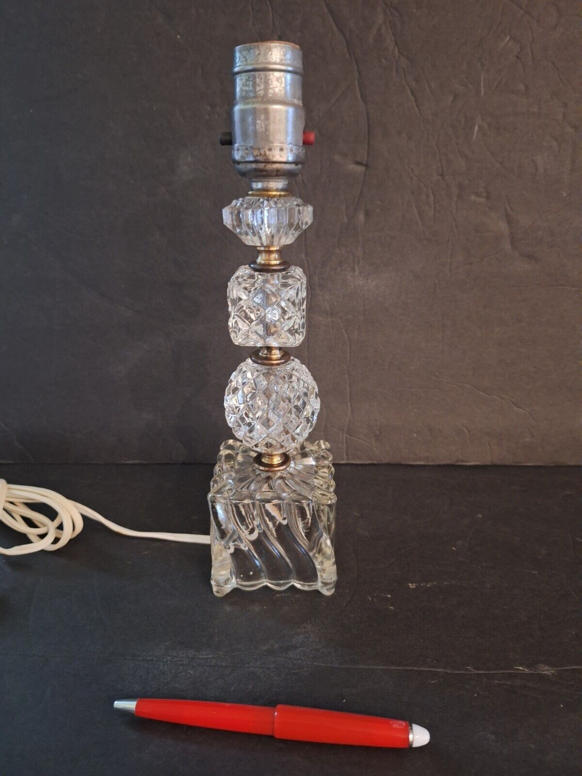 Vintage Art Deco Houze Glass Crystal Boudoir Lamp 1940s.