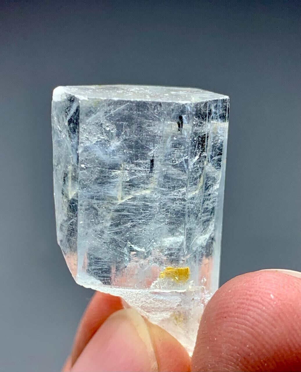 47Carat Aquamarine Crystal Specimen From Pakistan
