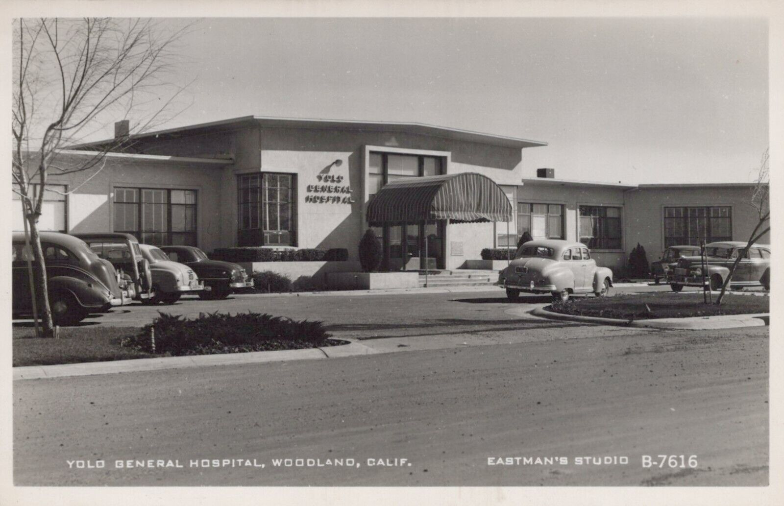 RPPC Woodland CA Yolo General Hospital Eastman c1940-1950s photo postcard H297