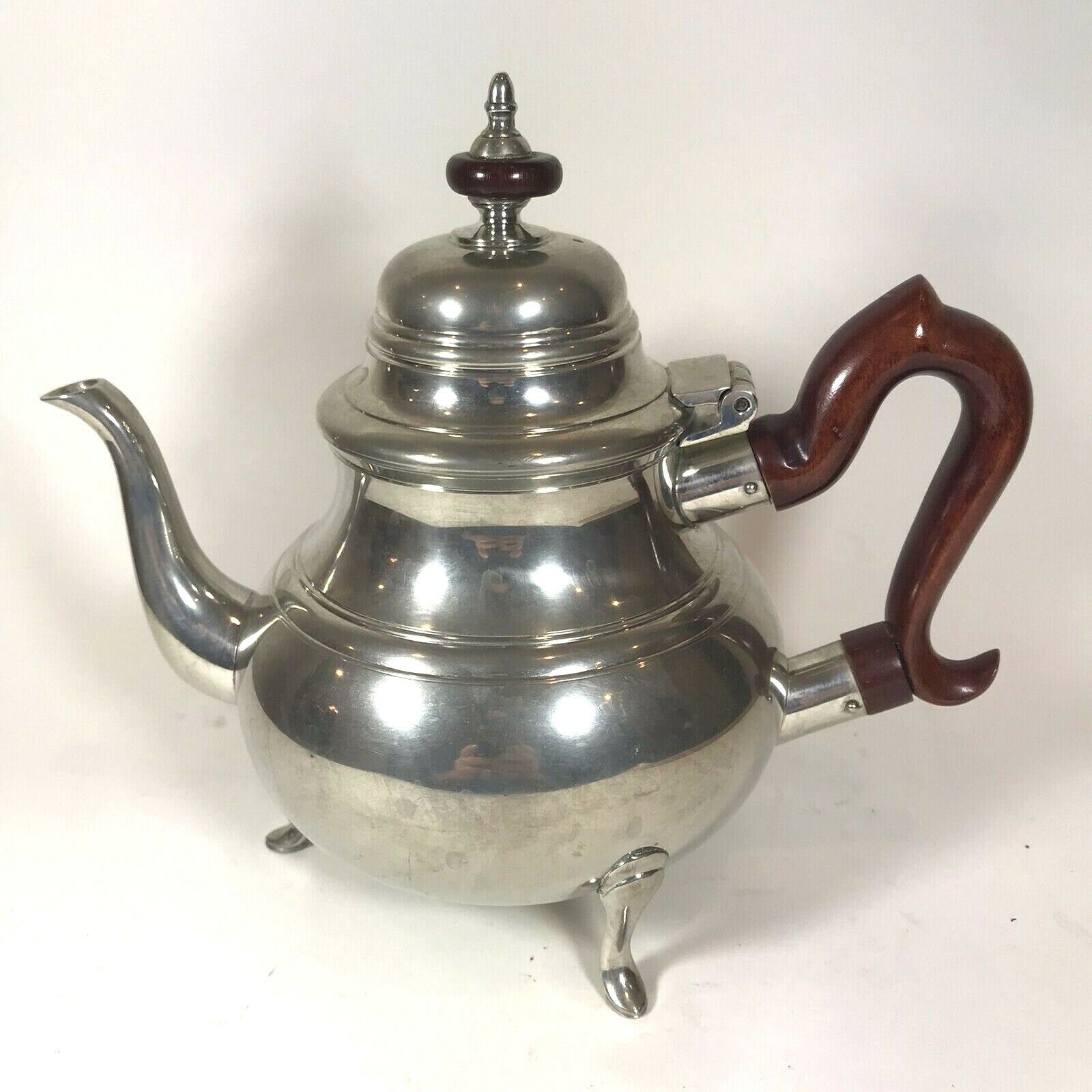 Williamsburg Lenox Pewter Tea Pot Kirk Stieff Wood Handle CW180 7.5\