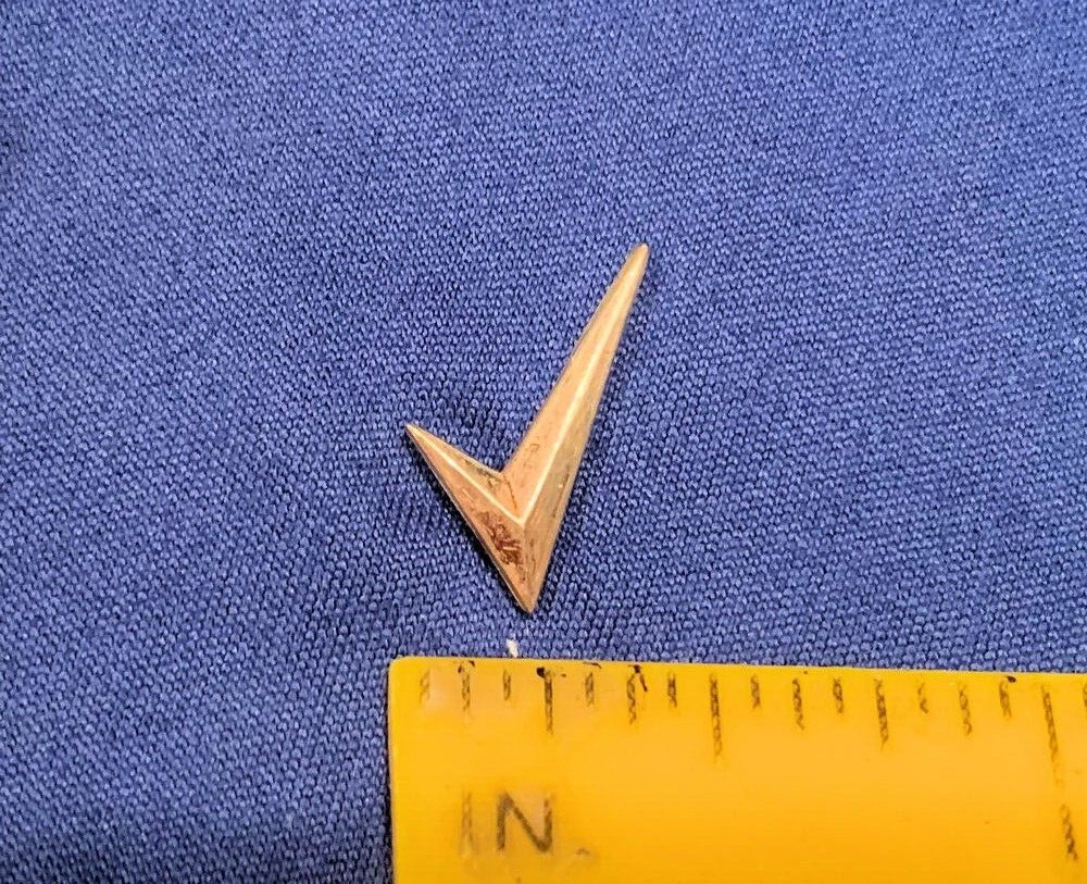 Vintage CHECK MARK Lapel/Tie PIN Gold-tone w/Clutch United Auto Workers Union?