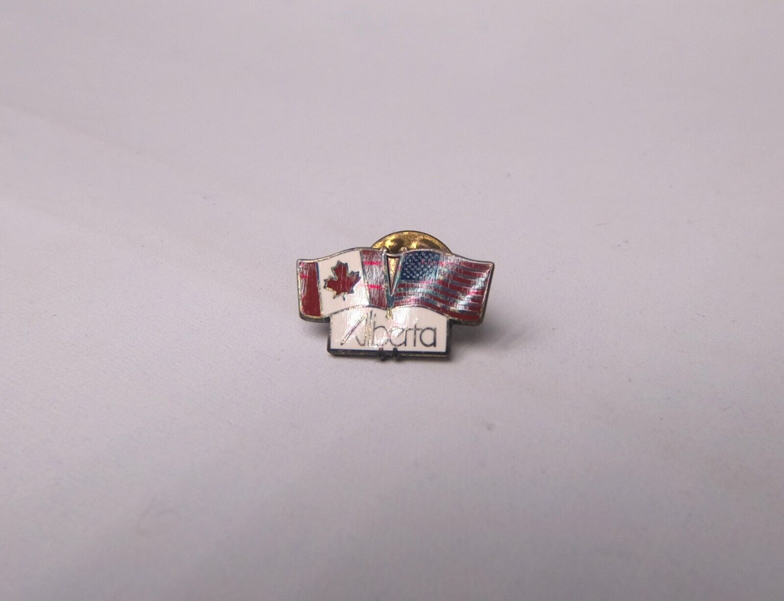 Vtg Alberta Canada US American Flag Pin Lapel Hat Gold Tone Enamel Tie Tack VG