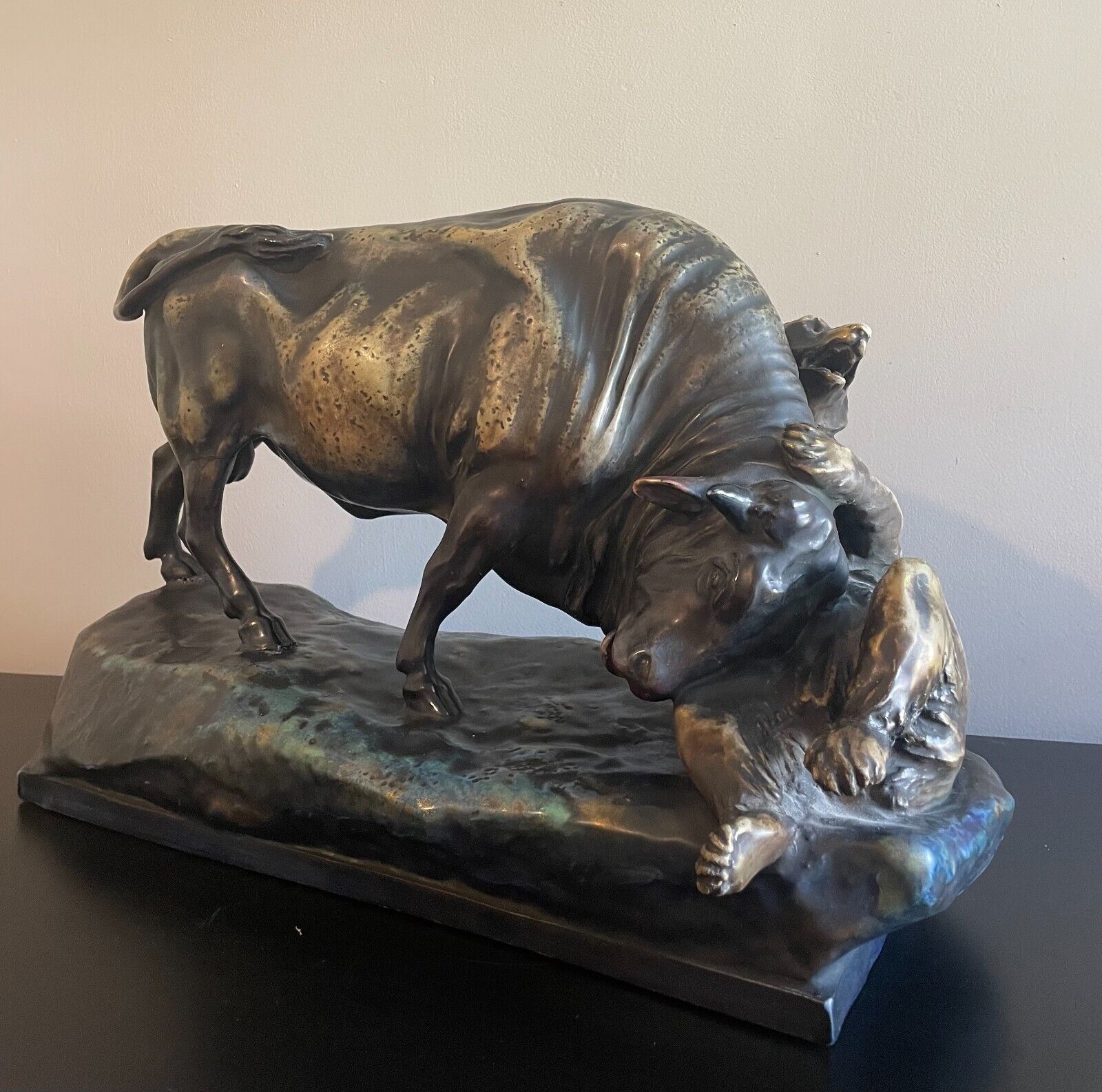 Antique AMPHORA Austria Crown Mark Bear Bull Figural Scene after F Gornik READ