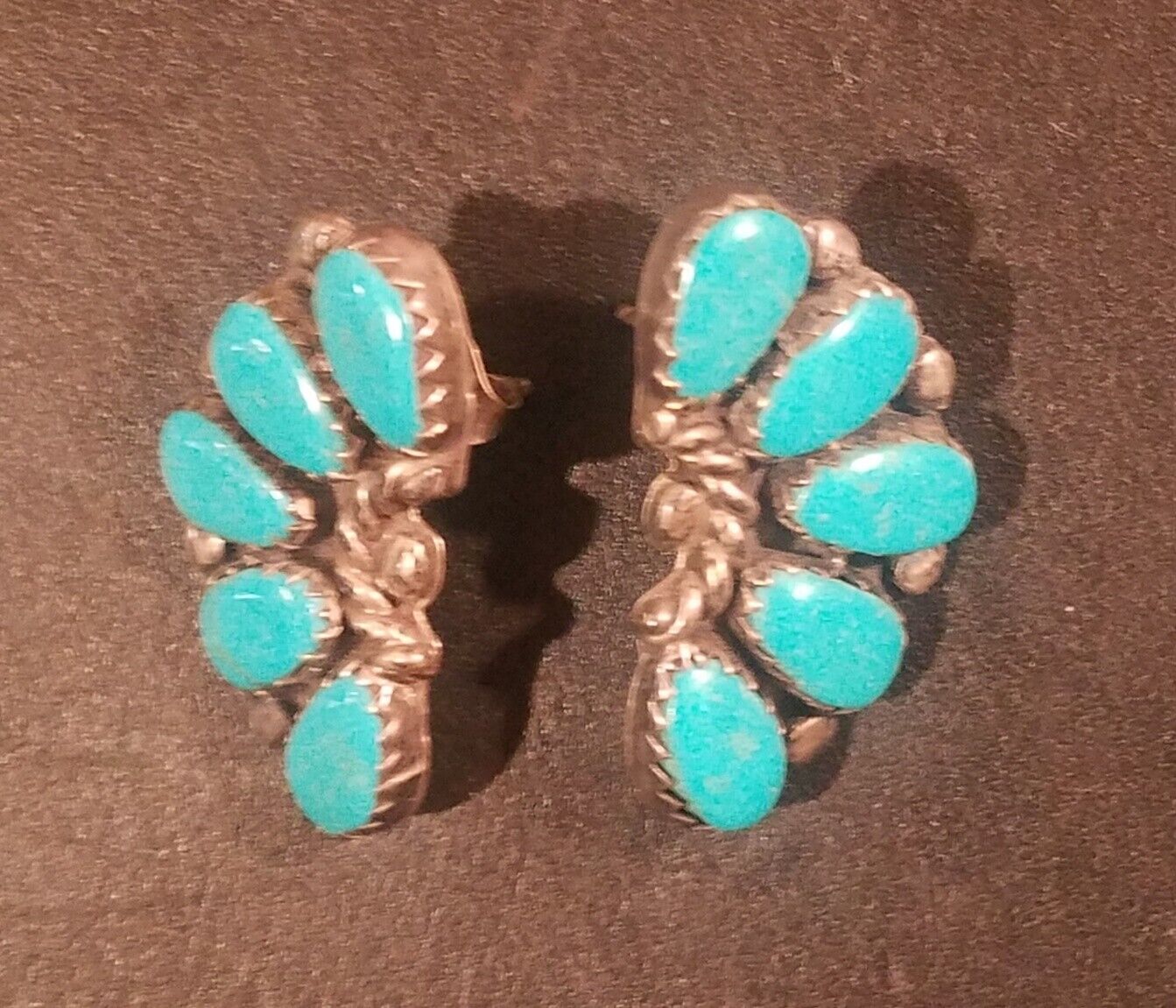 Vintage c1980\'s Zuni or Navajo sterling silver / turquoise half moon earrings