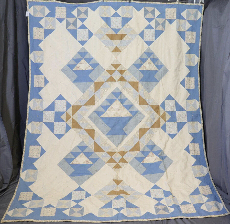 Vintage Hamd Tied Quilt, Blue And White